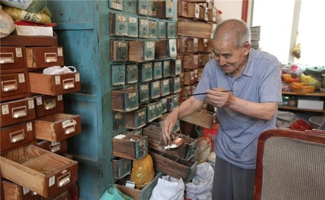 溥仪|最后一代御医,曾是溥仪的御医,如今尚在人世