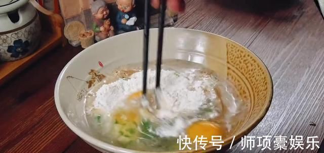 发面|早餐试试这种鸡蛋饼，不揉面不发面，5分钟就能上桌，太香了