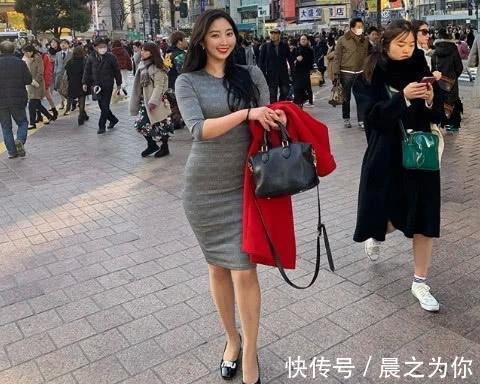 瑜伽|韩国90后美女,拒绝做瘦美人,健身让微胖身材更迷人