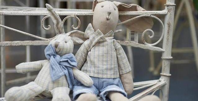 父母|发现孩子常买这三种东西,很可能孩子早恋了,父母要及时干预