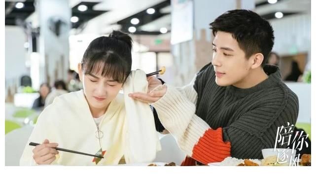 《陪你逐风飞翔》开启“体育+甜宠”，“冬奥”题材会是下一个风口吗？