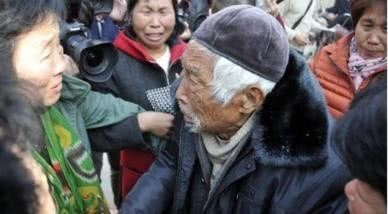 年后|抗战故事:他瞒着母亲当兵抗日,71年后106岁母亲等他归来