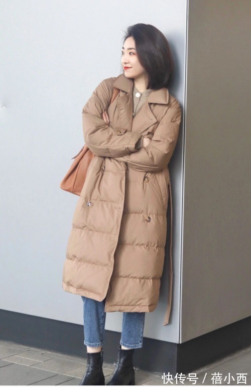 时髦 身高不足158cm怎么穿羽绒服?看下面这4套look,显高显瘦又时髦