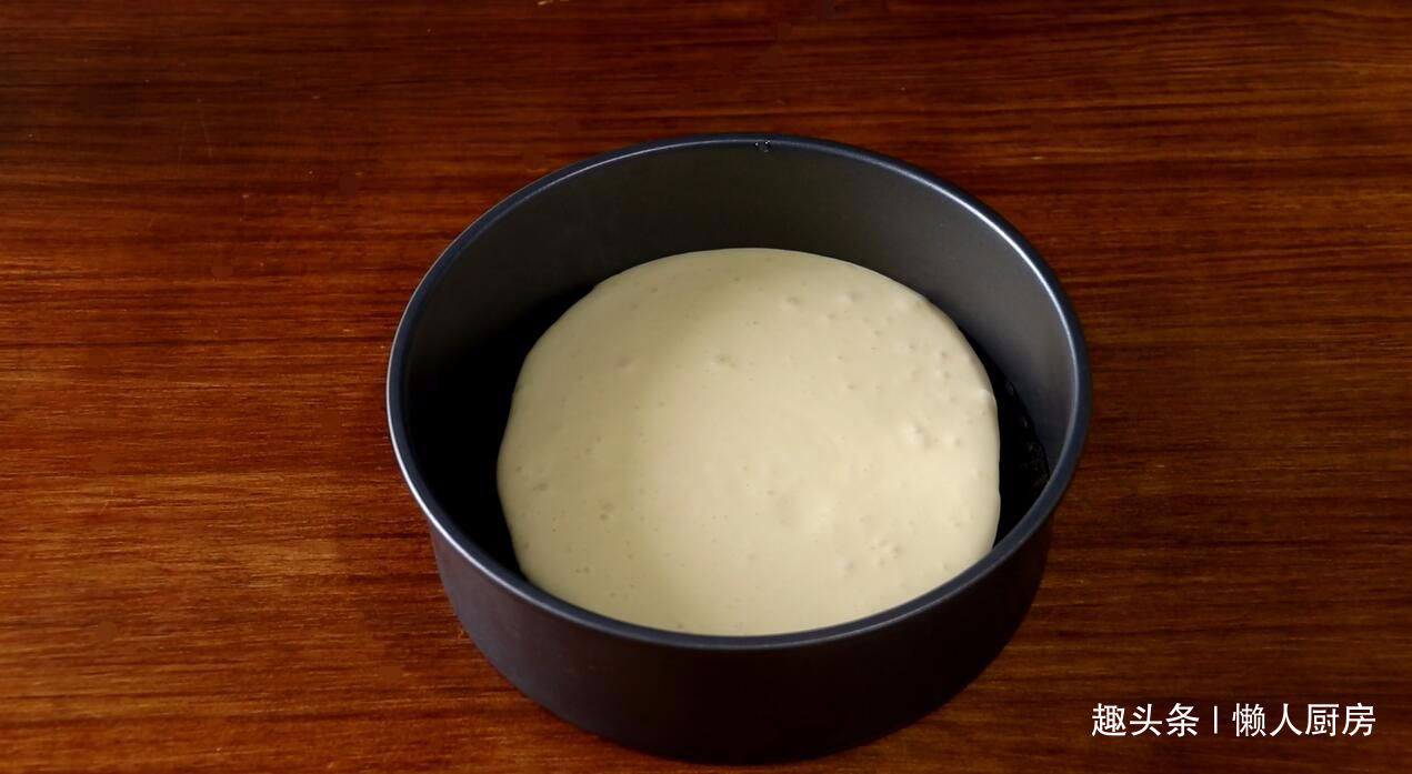 不用烤箱，教你做慕斯蛋糕，口感细腻丝滑，入口即化，好吃不上火