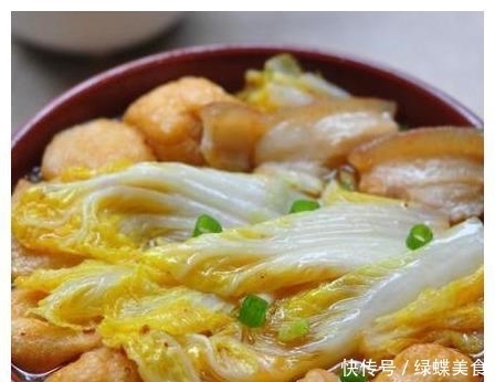 老妈最拿手的几道菜,香味十足很爽口,好吃到停不下嘴来