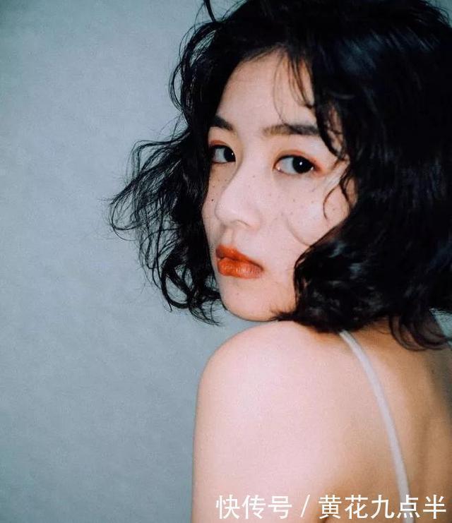 沉闷的冬天，最适合染这6种发色，黄皮肤女生染了显白！