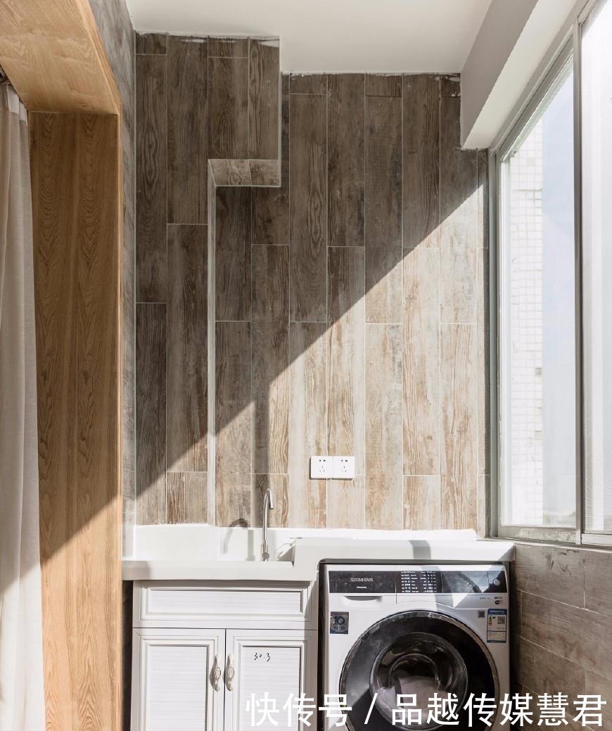 榻榻米床|坚持把沙发墙挖个“洞”,家人不解!完工后都夸我大智若愚!晒晒