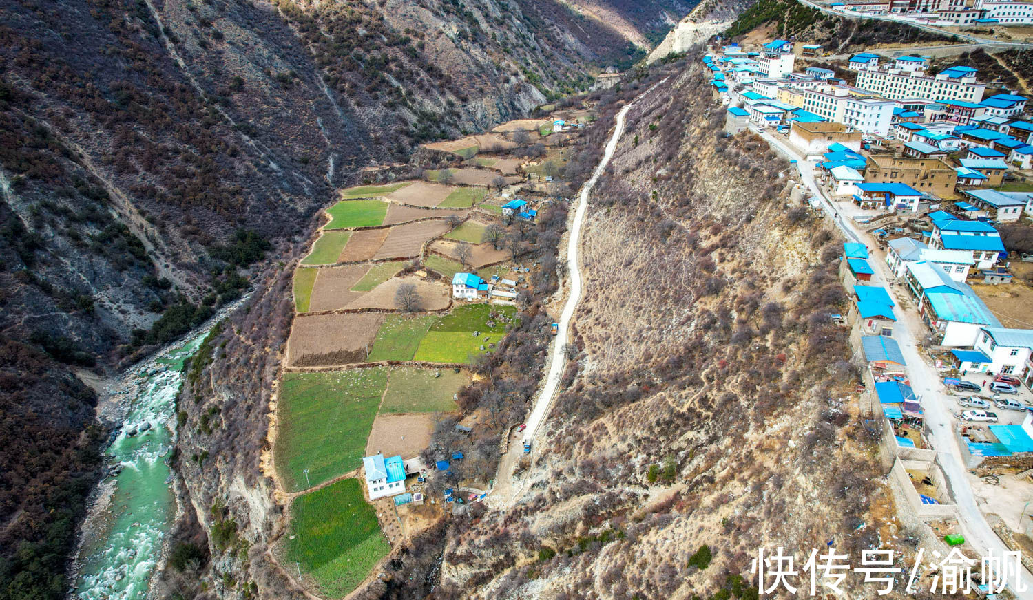 西藏|西藏与云南交界处的悬崖村，进出道路难行，风光却美如世外桃源