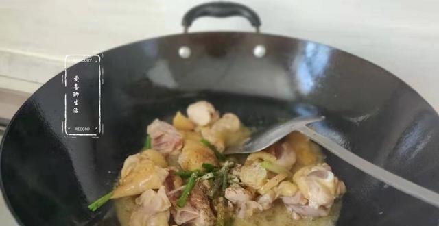 小公鸡|立秋后,这菜再不吃就下市了,2块一斤营养全,孩子常吃对脾胃好!