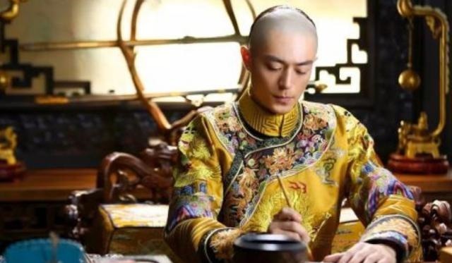 皇后|她是貌美少年，年幼就成为皇后，怀孕之后却被皇帝赐死