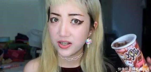 化妆|用零食化妆见过吗,简直逆天神技