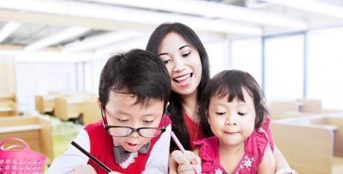 杨紫璇|女孩年仅七岁八块腹肌,半小时学会后空翻,目标清晰的人失败太难