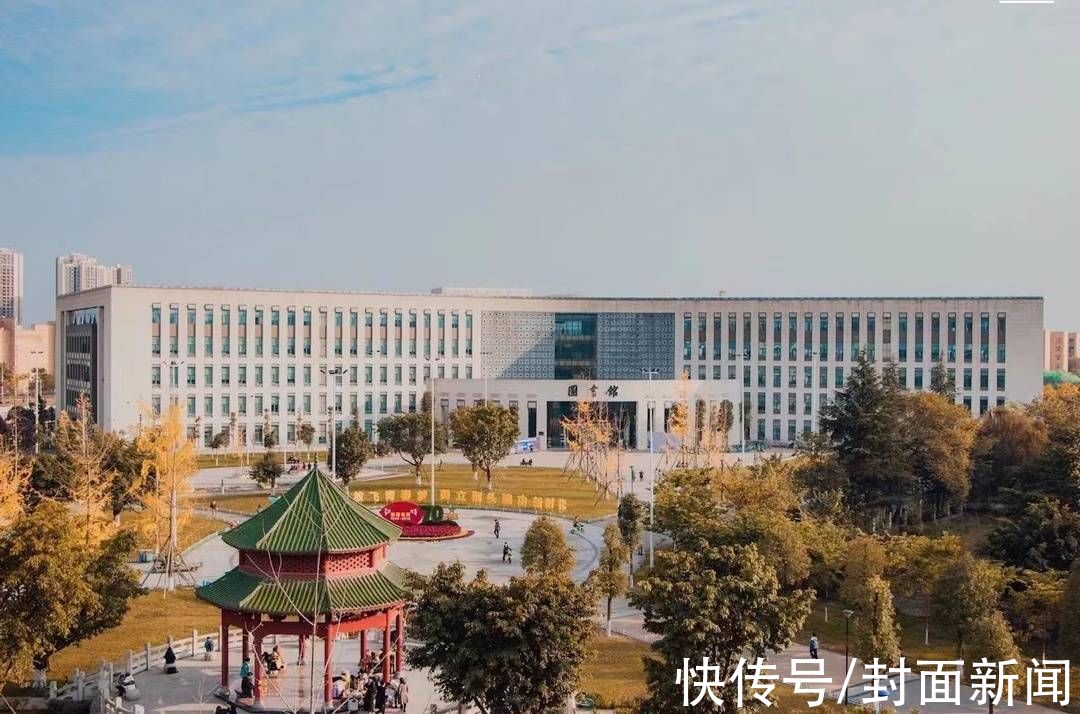 成都信息工程大学|多图警告｜数数川内高校到底承包了多少棵银杏树？