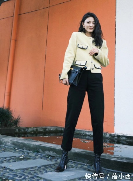 九分裤 微胖女生别乱穿裤子,小黑裤才最适合你,配毛衣、西装都很时髦