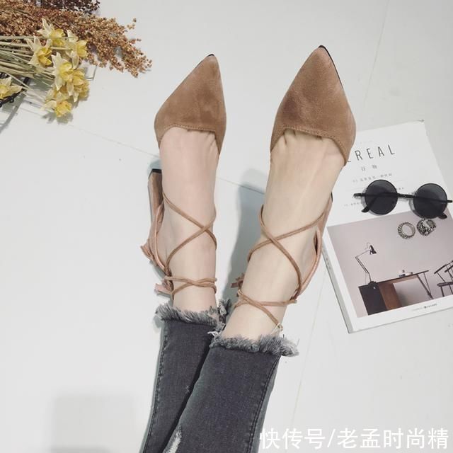 浅口 看一眼就能喜欢上的性感高跟鞋,走再多路也不怕累脚,还特显脚白