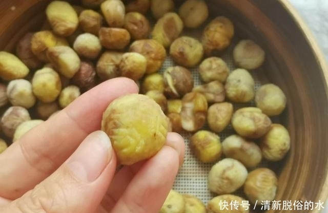 入口|10月栗子要多吃,简单多一步,入口即化香甜美味,营养好易消化
