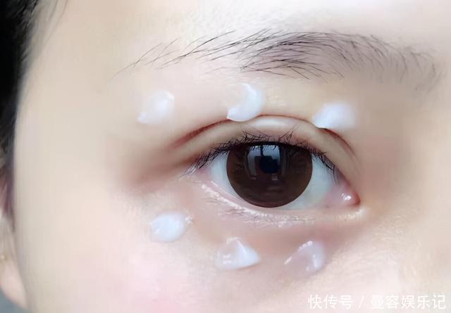 “上了年纪”的女人选眼霜,别只选小棕瓶,这3款眼霜很多人回购