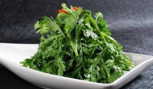 夏季养生，常吃3种食物，排毒清肠，滋肝明目，滋补身体