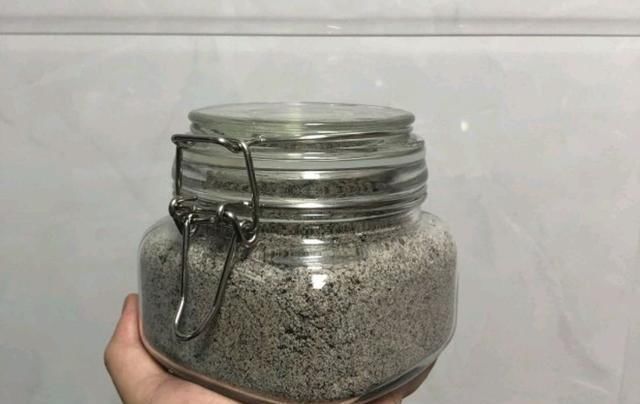 想吃黑芝麻糊自己做,方法简单易学,美味又健康,比超市买的还香