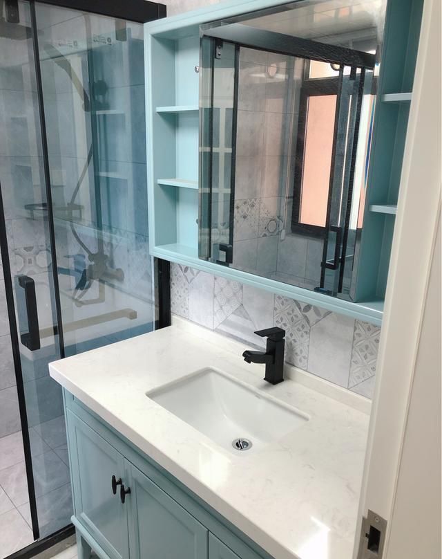 飘窗|新房终于快完工了，就差软装布局装饰了，朋友都说漂亮大气上档次