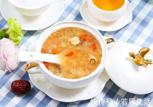 香甜可口|煮银耳汤要想出胶快,记得多做这个小动作,20分钟汤汁变浓稠
