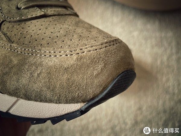 棕色 Sneaker 篇一百三十八：21年发售的三双Saucony Shadow 6000开箱