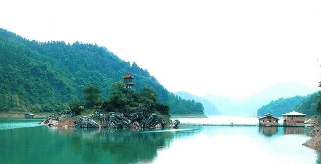 我国最“机智”的景区，仅仅改了一个名字，年收入就接近200亿