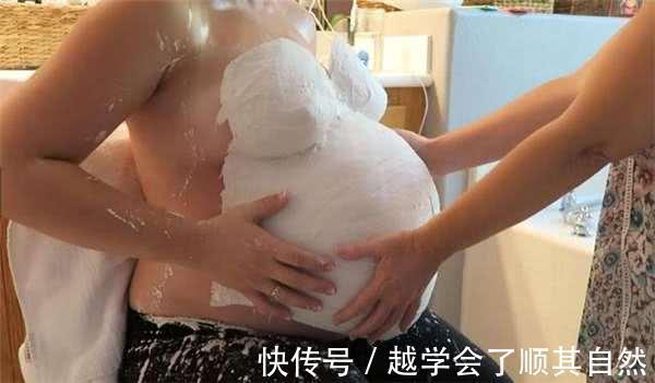 模型师|母亲用石膏包住自己怀了9个月大的肚子，她的动机让世人点赞！