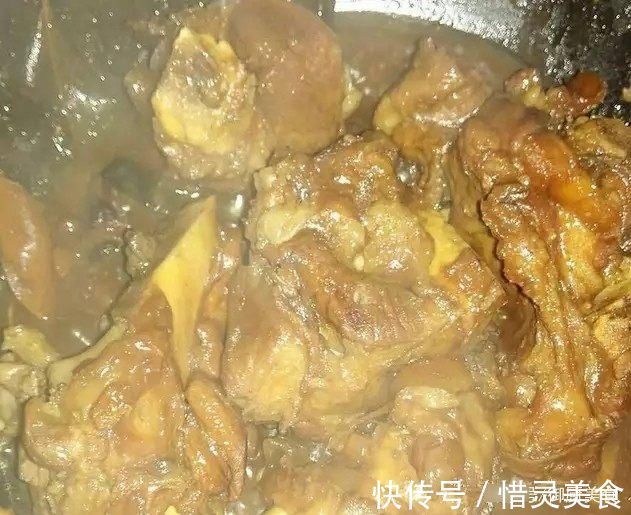 特色菜|老婆天天就馋这道菜,才10元1斤,比排骨还香,炖一锅都不够吃!