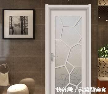 推拉门|卫生间万万不要装平开门,聪明人都懂用这种门代替,实用又好看