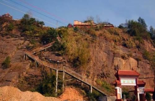 马赛克|到曲靖旅游，这9大独具魅力的景点不容错过，让你领略云南风情