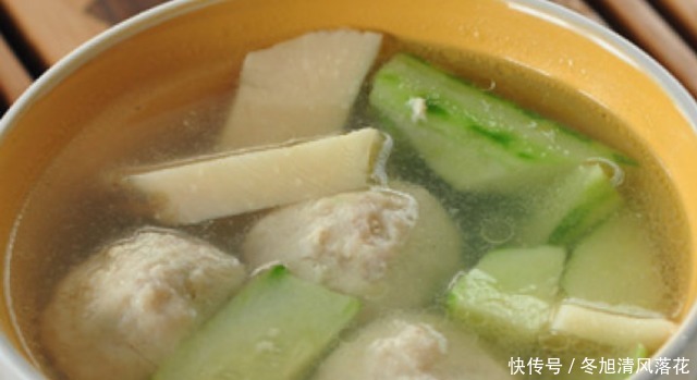 爽口|夏天这碗汤要多喝，清淡爽口，滑嫩多汁，营养瘦身两不误！