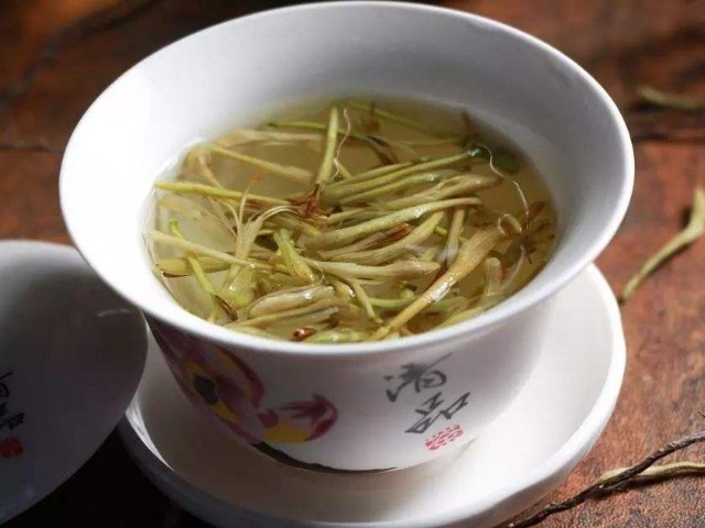 绿豆|金银花人称“铺中仙”,抓一把用做食疗,就是天然的“抗生素”