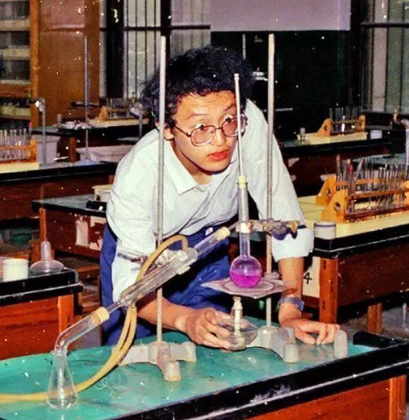 回忆杀&法国艺术家花7年,拯救85万张中国老照片,每张都是回忆杀