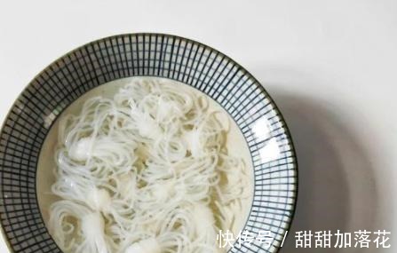 补充维生素|秋葵这样做,营养美味又爽口,补充维生素,老人孩子都爱吃!