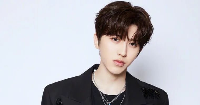 一问一答：蔡徐坤营业少？肖战奶新人？李易峰朱一龙炒兄弟情？