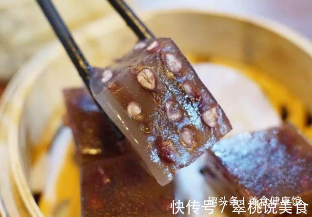 一碗红豆一碗糯米粉,做晶莹剔透的红豆糕,做法简单,营养又好吃