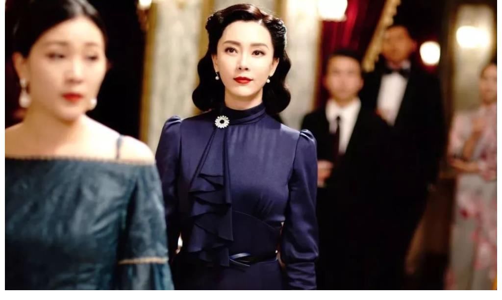 湯嬿|那年，《集結(jié)號(hào)》片場(chǎng)，馮小剛突然對(duì)陳數(shù)大喊：“不用拍了，你回家吧！”