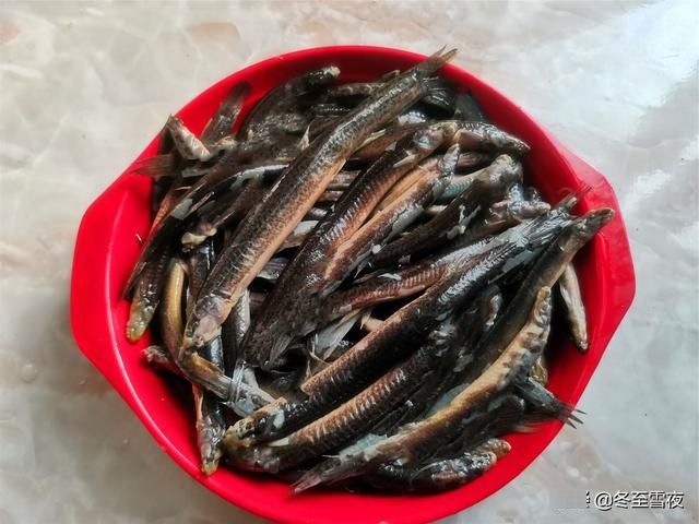 这个鱼被赞为“水中人参”，教你东北做法，不煎不炸，鲜嫩可口