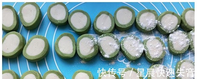 它比韭菜饺子简单,比白菜饺子好处,不放味精,自然鲜香,我常包!