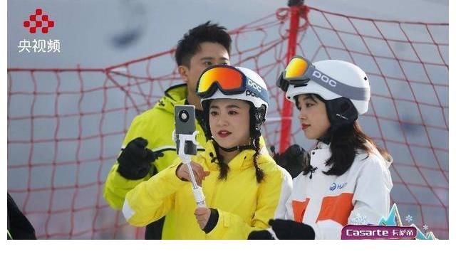 《冬日暖央young》打响雪之战，小撒“抠出二室一厅”