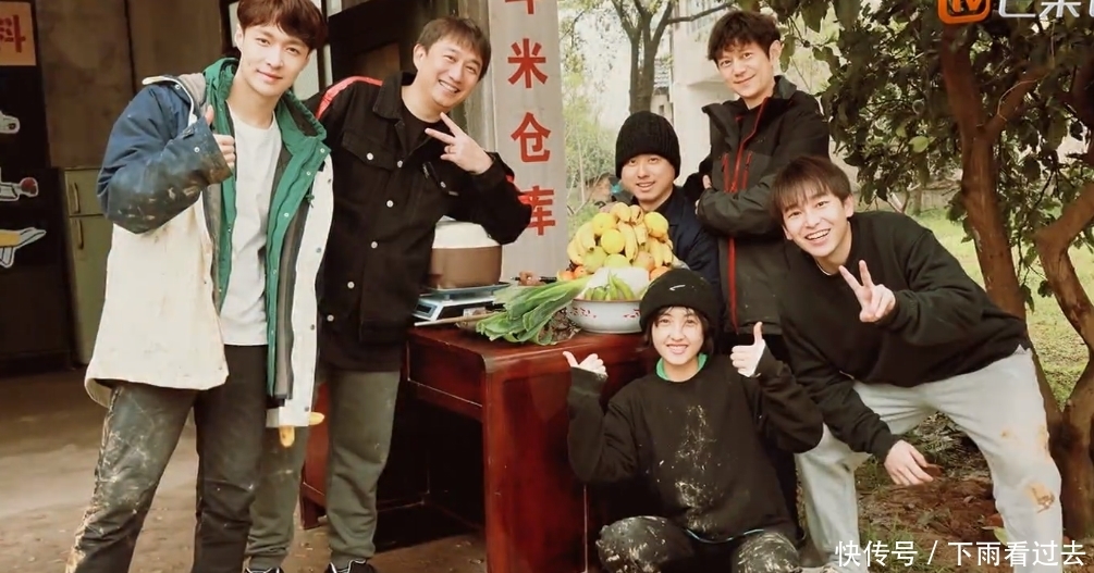 我的姐姐|《向往5》杨紫成为催化剂,张子枫话痨属性被激活,之前太内向?