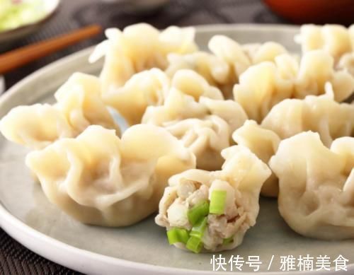 煮水饺只加水可不够，加点“料”，保证水饺鲜嫩多汁不破皮