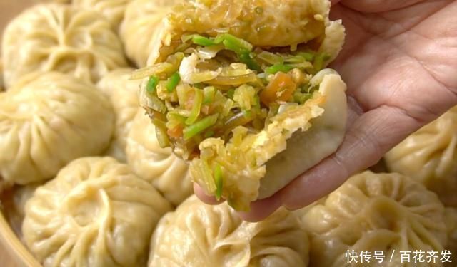 冬天就爱吃这馅的包子,不发面不烫面,皮薄馅足,一次至少吃4个
