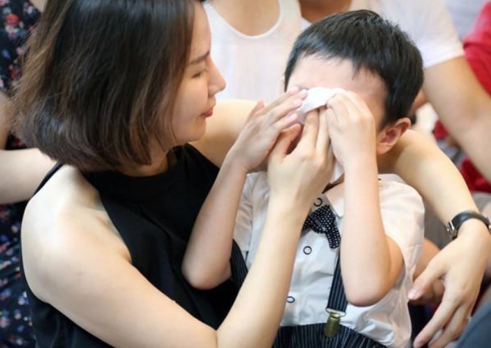 顶嘴|李玫瑾:当孩子开始顶嘴,家长多说3句话,孩子将来会感激你