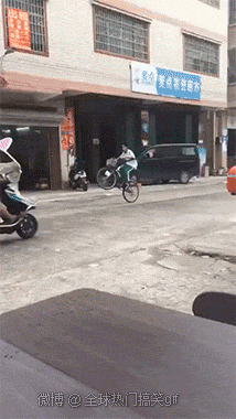 |【搞笑段子】一点心理准备都没有,你吓到我了!