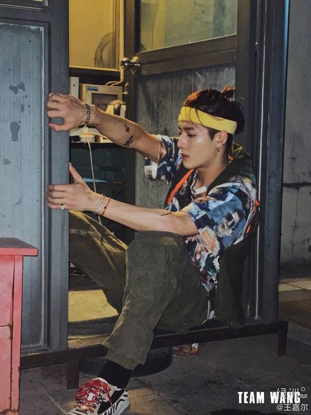 还以为纹身是黑社会和非主流吗？那你要被时代抛弃了