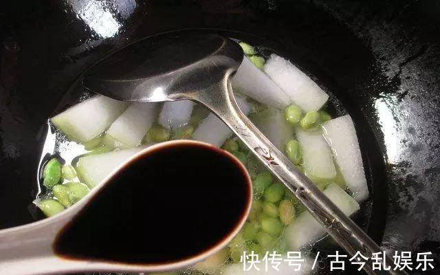 更年期|适合女人吃的“天然雌激素”,坚持吃,瘦身效果显,抗衰老还不贵