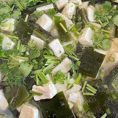 海带虾米豆腐汤vs煎烤骨肉相连