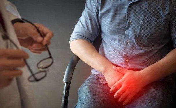 排尿困难|男性常作以下坏习惯,或会导致前列腺炎,别不懂,早知早受益